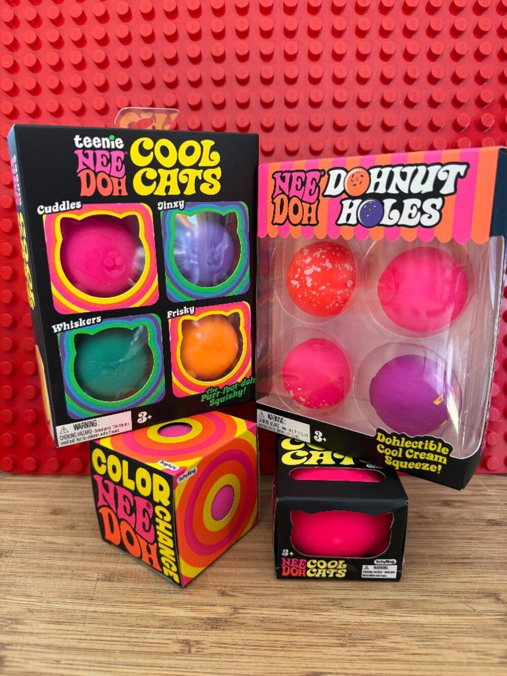 NEW! 🍩 😍Needoh 4 pack with DONUT holes & CATS 🐈‍⬛  ships 🚀 !!
